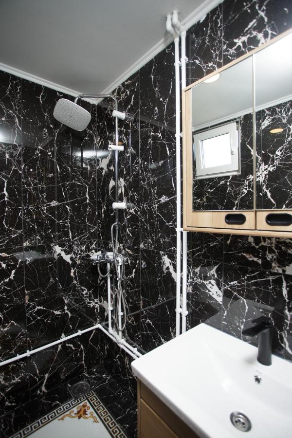 B H B Apartmani Novi Pazar Zewnętrze zdjęcie