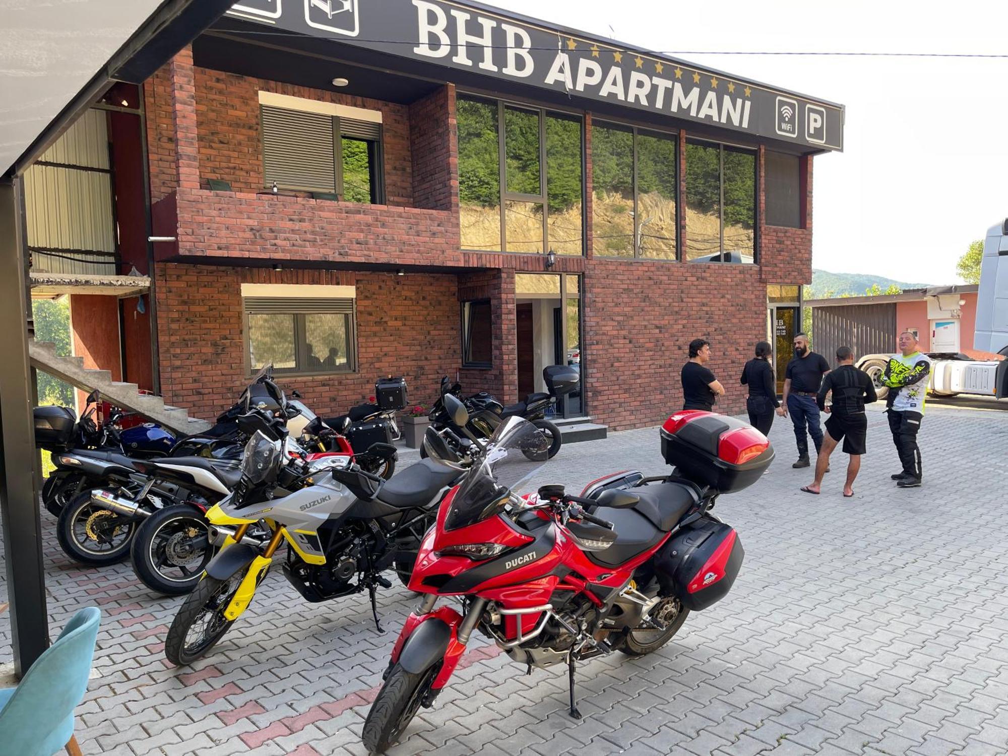 B H B Apartmani Novi Pazar Zewnętrze zdjęcie